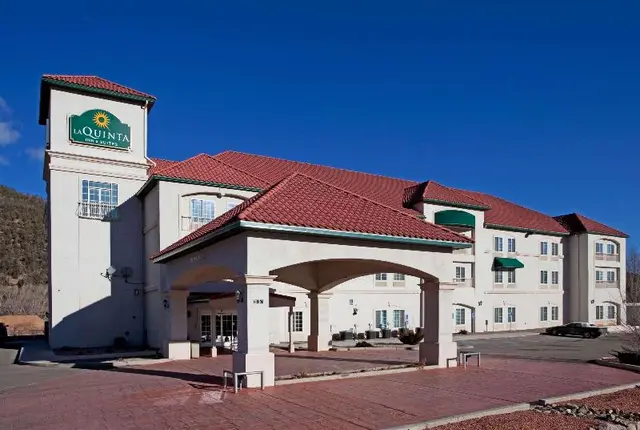 La Quinta Inn & Suites by Wyndham Ruidoso Downs
