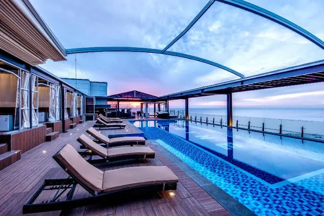 Dyne Oceano Hotel