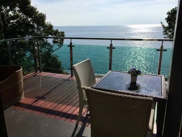 Cliff Lanta Suite