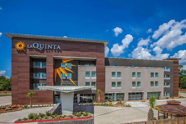 La Quinta Inn & Suites Houston East Sheldon Road