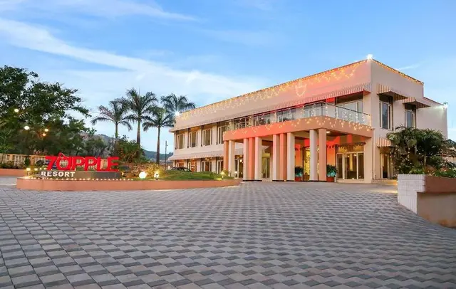 7 Apple Resort - Lonavala