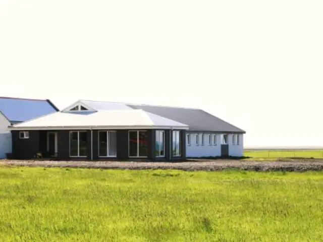 GUESTHOUSE VELLIR