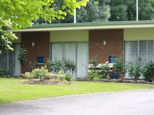 Opal Motel