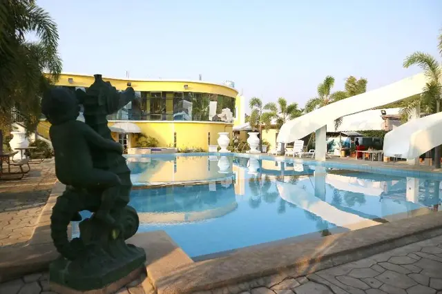 Metro Vigan Fiesta Garden Hotel