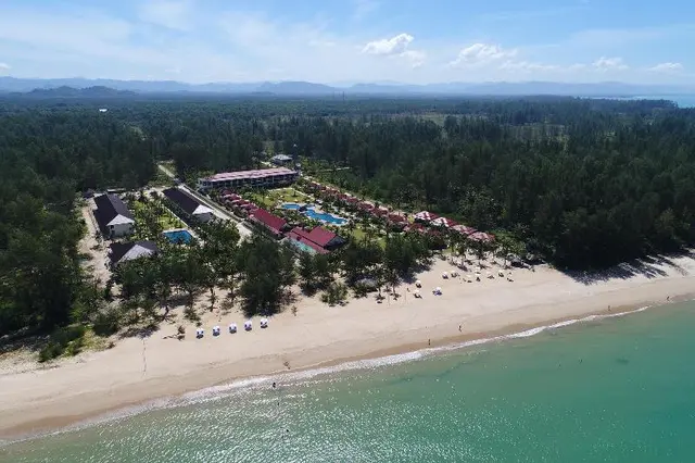 The Sunset Beach Resort Kho Khao Island