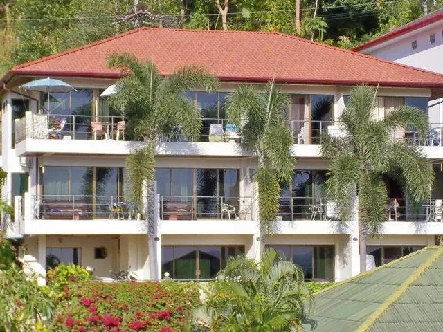 Mountain Seaview Luxury Apartments