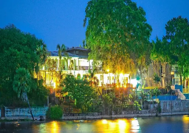 Lake Wind Hotel