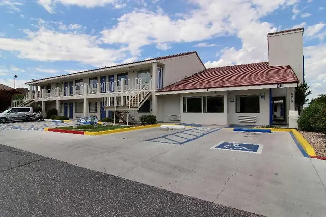 Motel 6 Albuquerque Coors Road