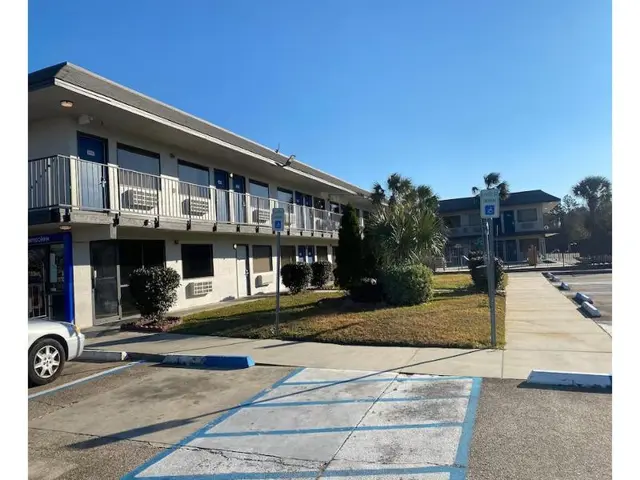 Motel 6 Gulfport, MS – Airport GA