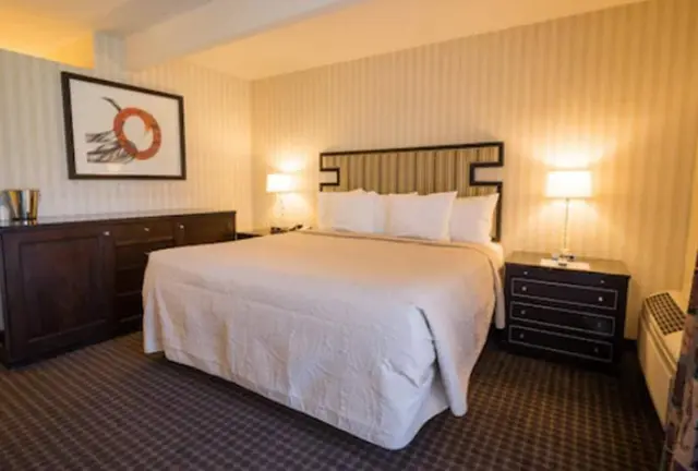 Los Gatos Lodge