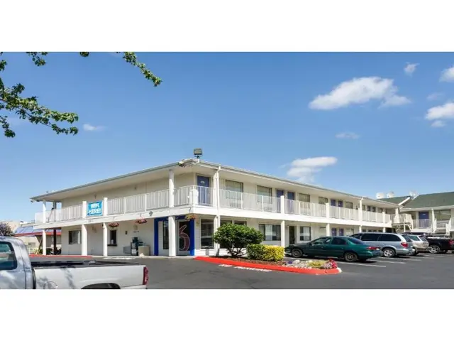 Motel 6 Tacoma, WA - South