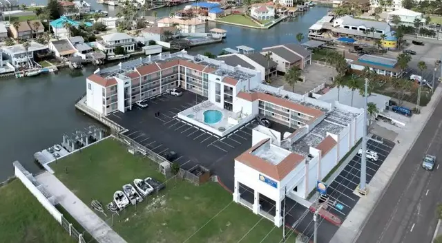 WindWater Hotel and Marina