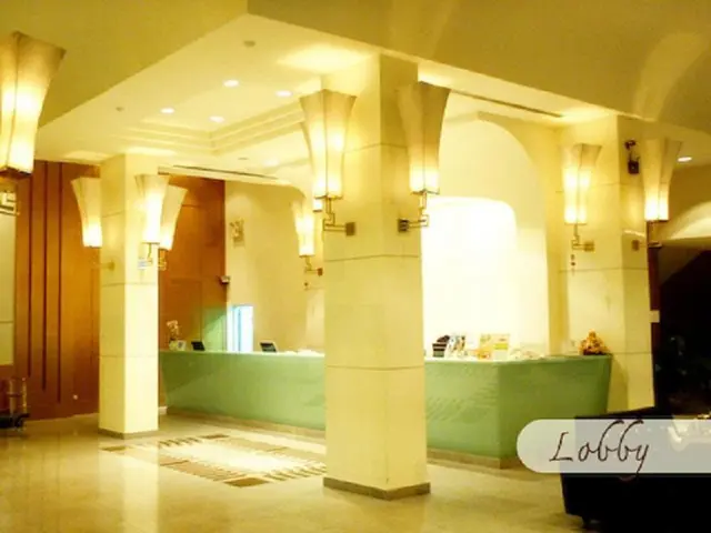 New Season Hotel