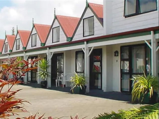Apex on Fenton Motel