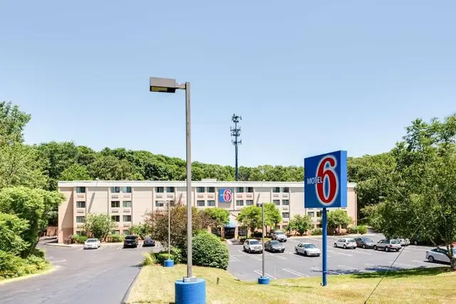 Motel 6 Milford