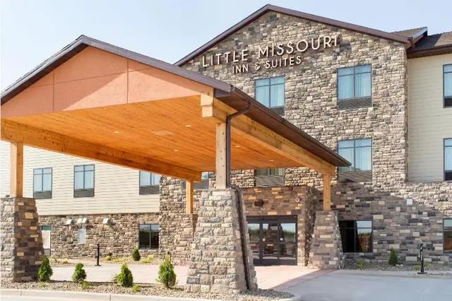 Little Missouri Inn Suites