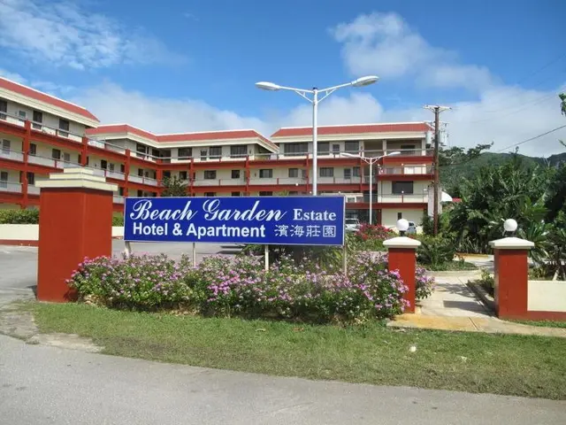 Beach Garden Manor