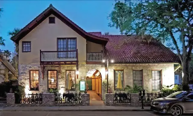 Old City House Inn And Restaurant