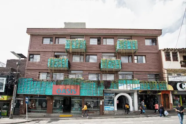 Hotel Oasis