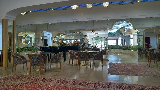 Hotel 501