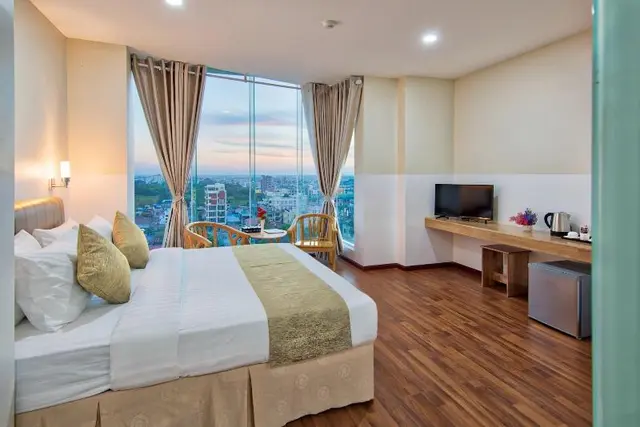 Gold Leaf Hotel
