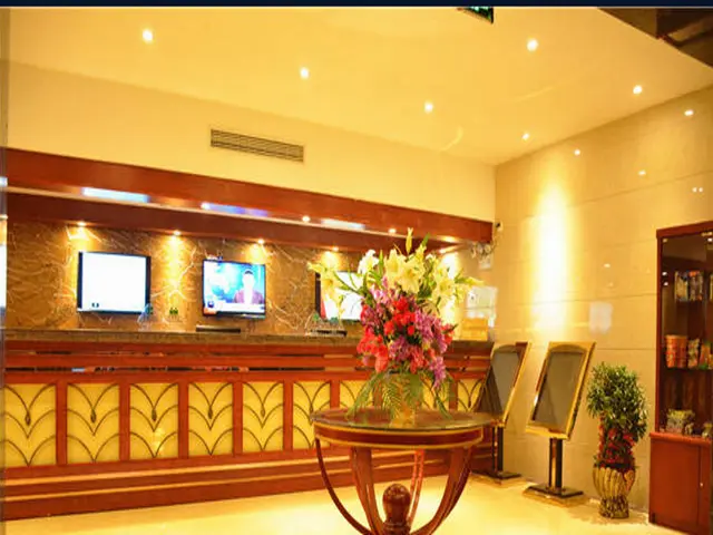 Greentree Inn Taizhou Xinghua Zhangguo Bus Station