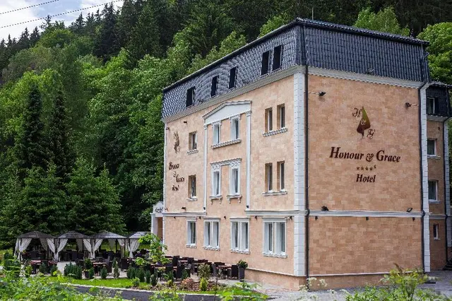 Honour And Grace Hotel