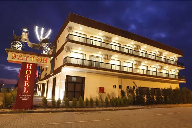 Fayton Hotel