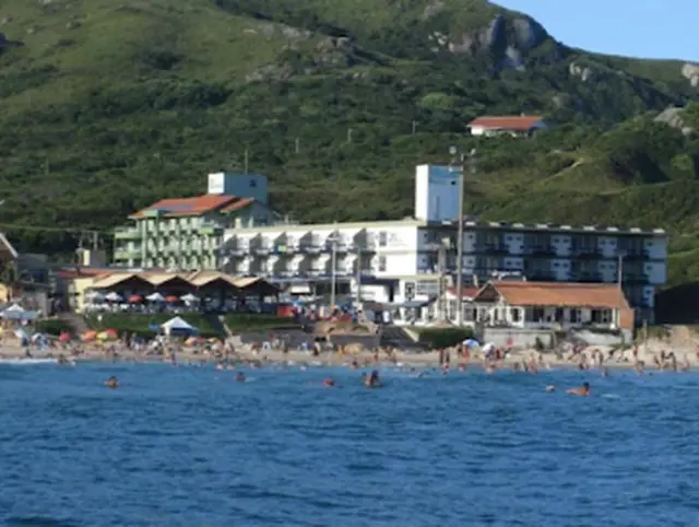 Cris Hotel
