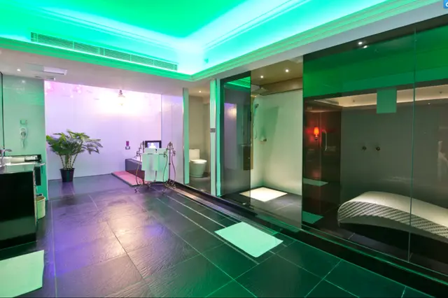 The Royal Pinnacle Hotel