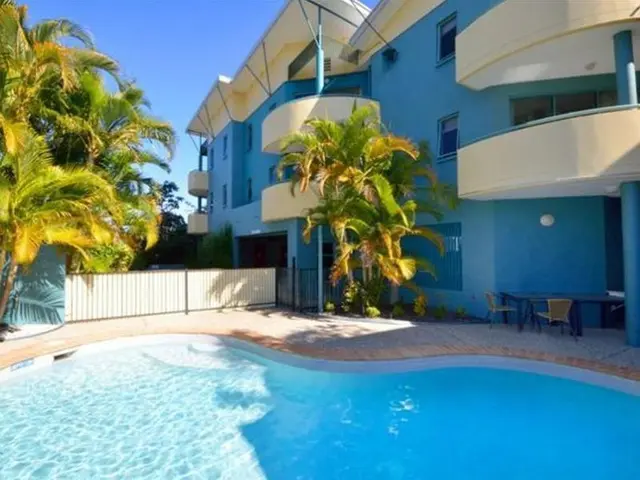 Noosa River Sandy Shores Hotel