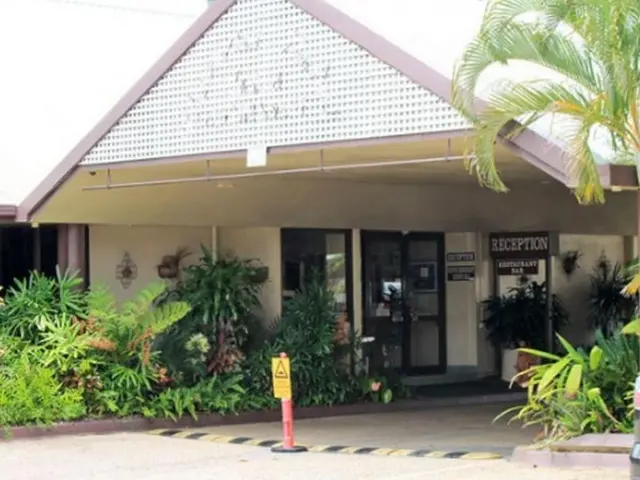 Glenmore Palms Motel