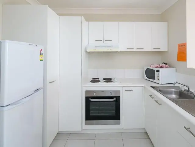 Bay Lodge Apartments