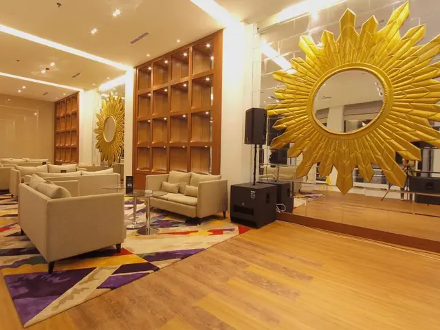 Royal Asnof Hotel