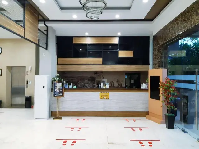 Triizz Hotel Semarang