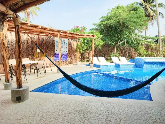 Hotel Ashly Loma Larga