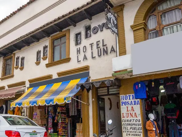 OYO Hotel La Luna, Templo de Sto Domingo de Guzman