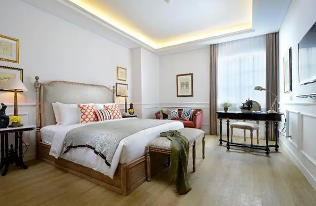 Brava Suites by Zia Surabaya