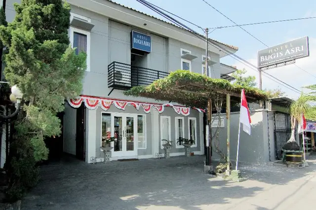 Hotel Bugis Asri by ZUZU