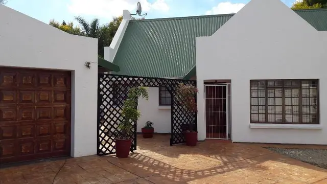 The Link Guest Lodge
