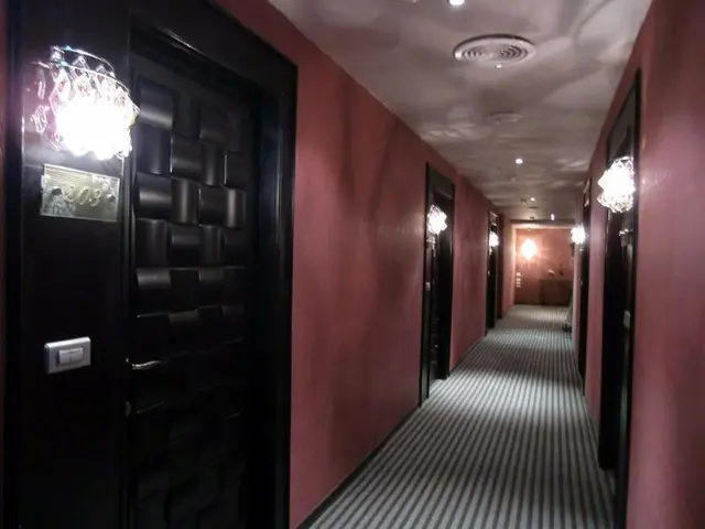 The Riverside Hotel Fashion