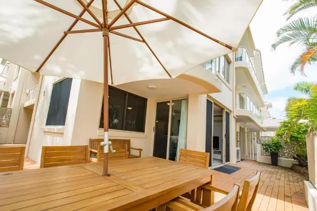 Miami Beachside Holiday Apartments