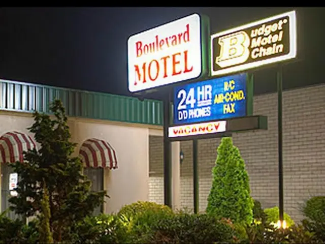 Boulevard Motel