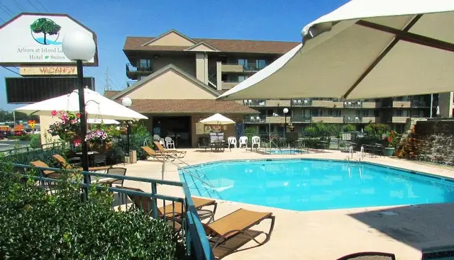 Arbors At Island Landing Hotel Suites