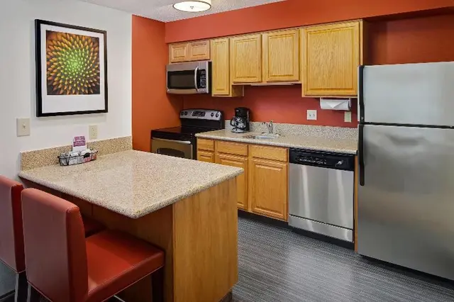 Residence Inn By Marriott Detroit Troy/Madison Hei