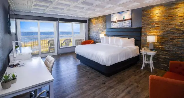 Terrace Bay Hotel