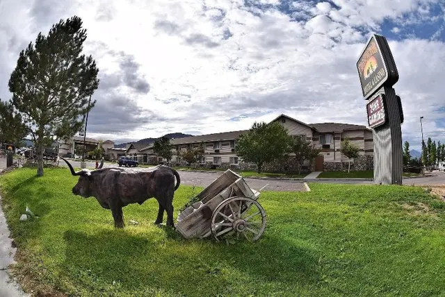 Prospector Hotel And Casino