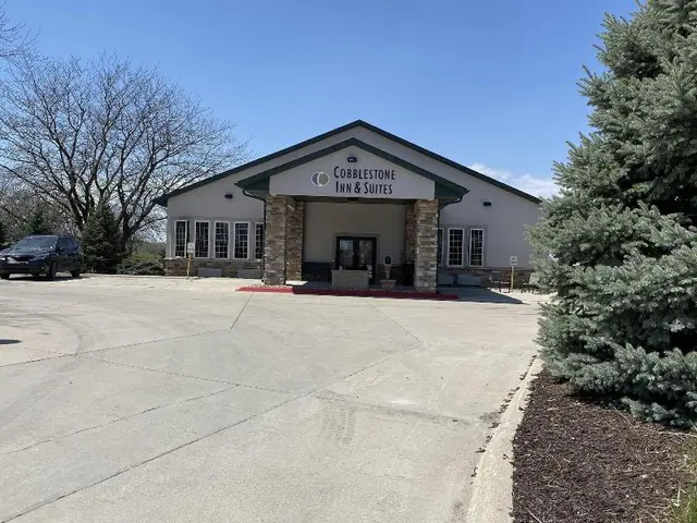 Cobblestone Inn Suites Denison Majestic Hills