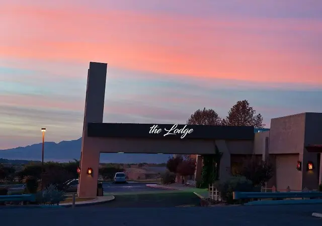 The Lodge At Cliff Castle Casino