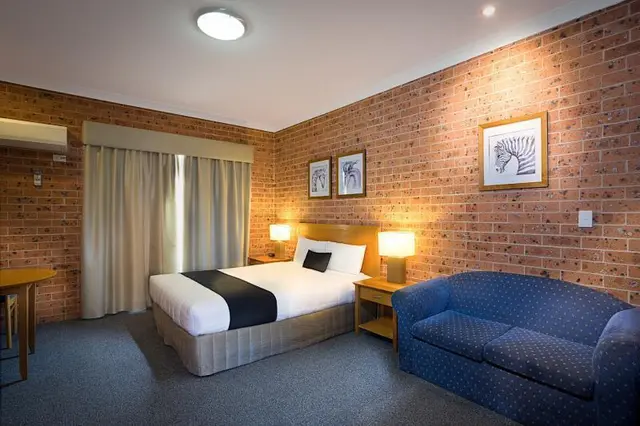 Akuna Motor Inn And Apartments